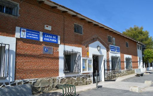 Antiguo Granero y Casa de la Cultura 