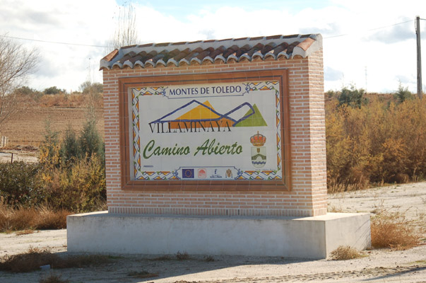 Cartel de entrada al pueblo