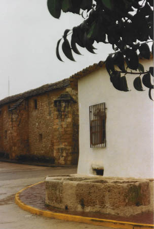 El Pilar con la Tercia al fondo