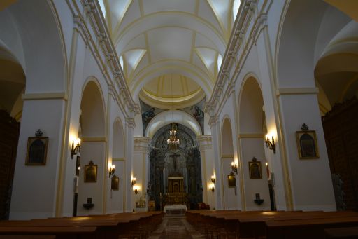 Iglesia parroquial de Santa Leocadia, interior