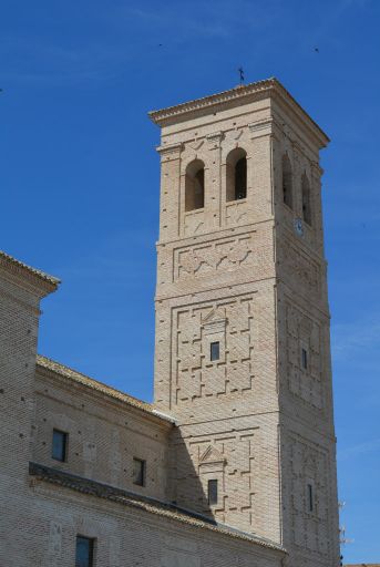 Iglesia parroquial de Santa Leocadia, torre