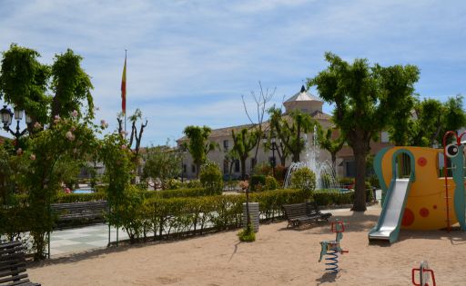 Parque plaza Miguel de Cervantes