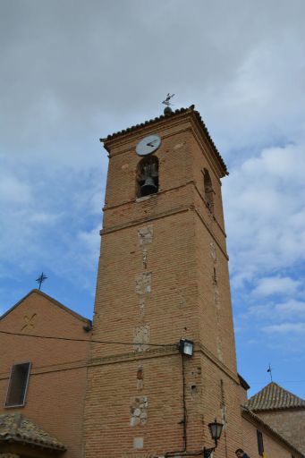 Iglesia parroquial de Santa María Magdalena, torre