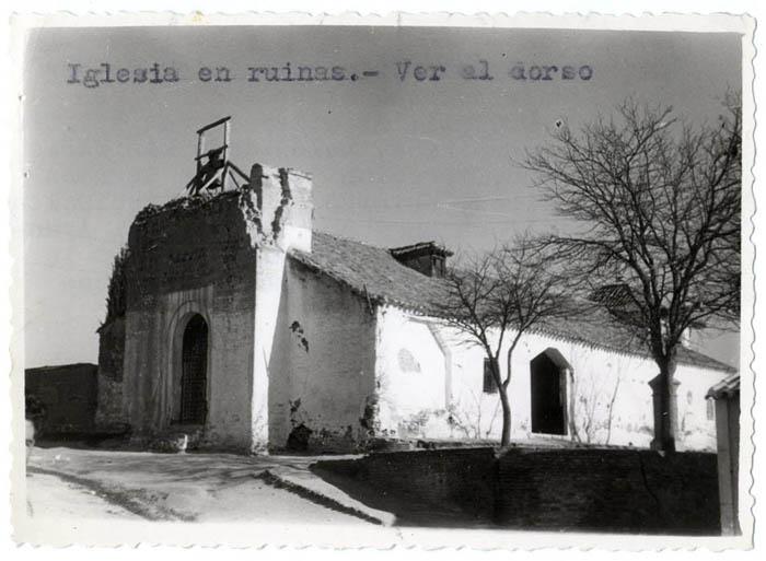 Burujón. Iglesia en ruinas. Hacia 1960 (P-47)