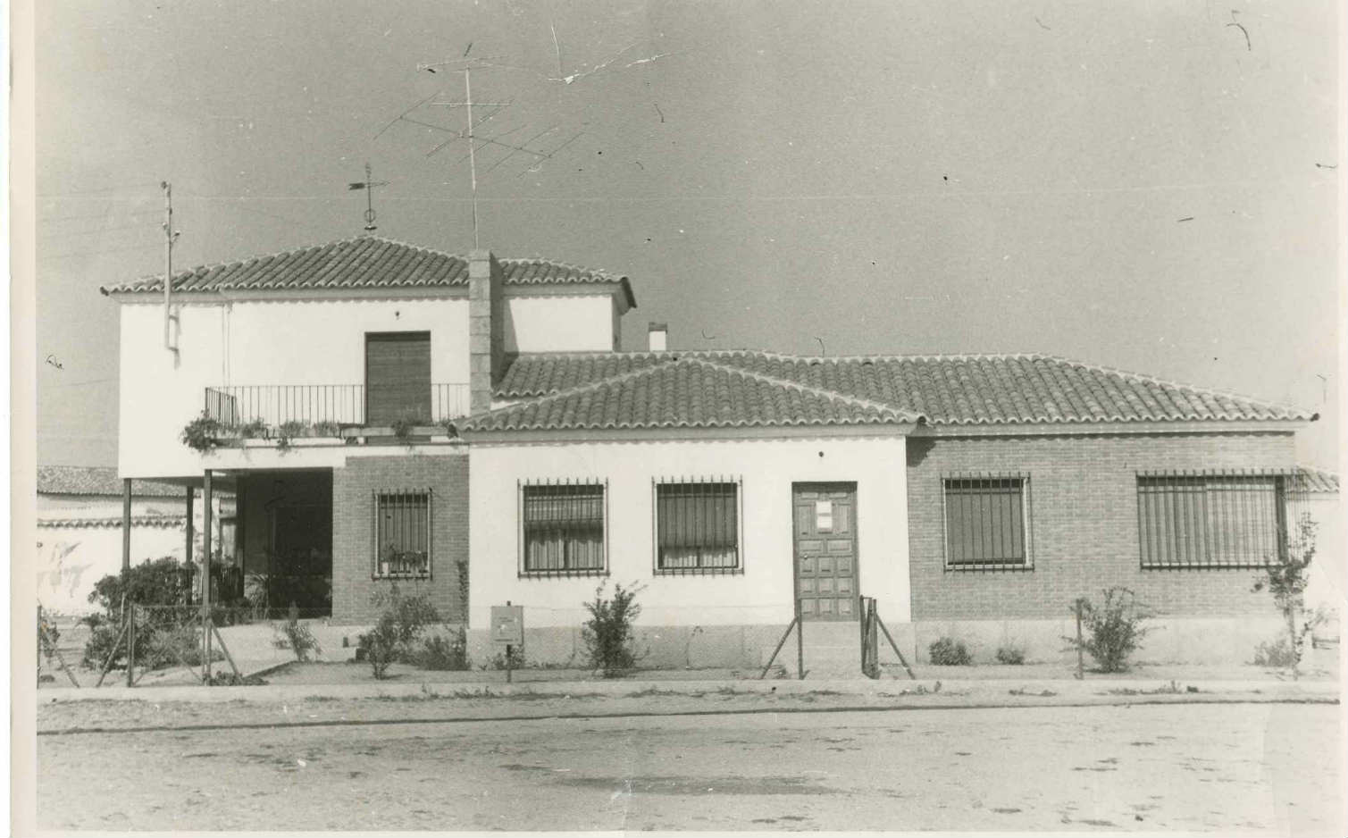 Alcaudete de la Jara. Centro Rural de Higiene (P-13)