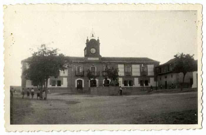 Carmena. Casa Ayuntamiento. 1958 (P-94)