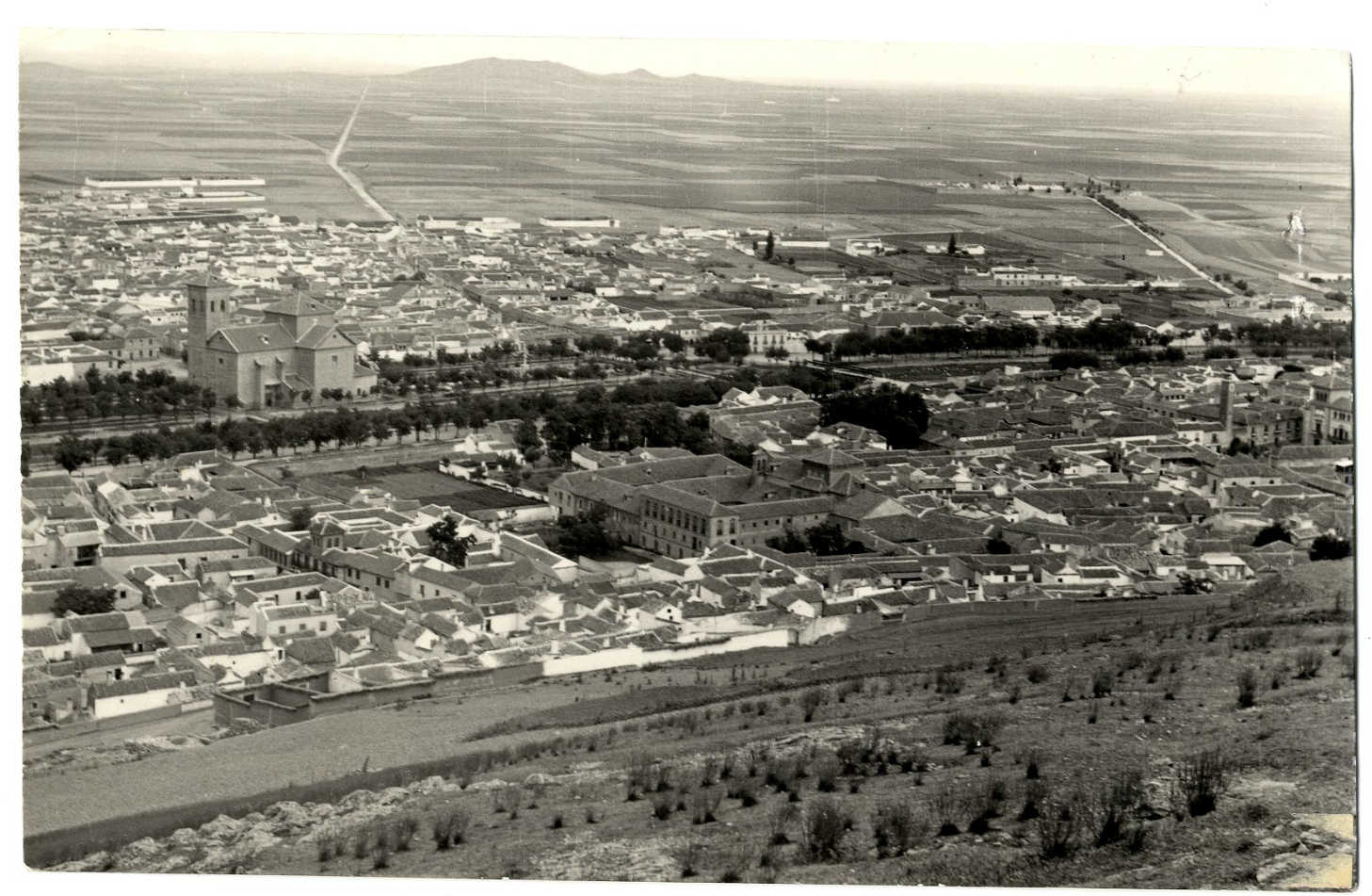 Consuegra. Vista panorámica parcial. 1958 (P-165)