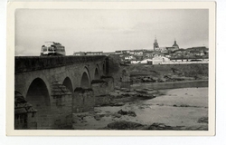 El Puente del Arzobispo. Vista del puente.1965 (P-229)
