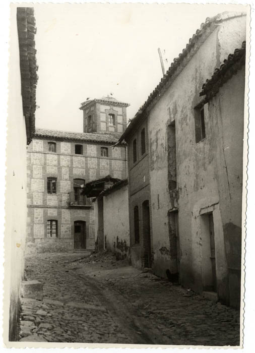 La Calzada de Oropesa.  Casa de la Castilla. 1958 (P-66)