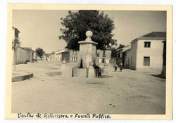 Las Ventas de Retamosa. Fuente púiblica. 1960 (P-1511)