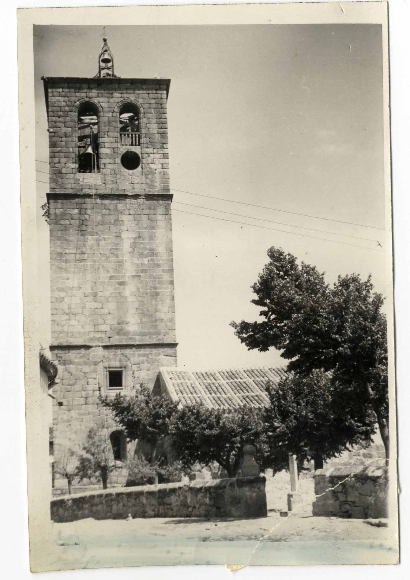 La Iglesuela. Iglesia Ntra. Sra. de la Oliva. 1959 (P-352)