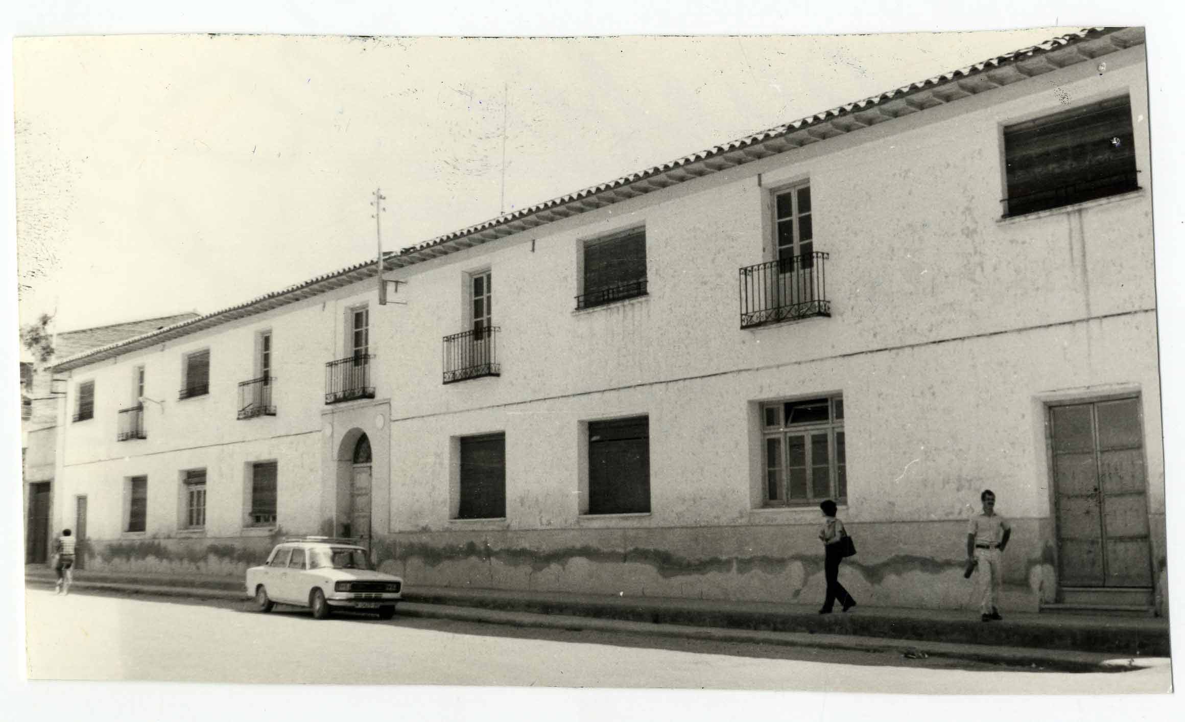 La Puebla de Almoradiel. Antiguas escuelas. 1979 (P-357)