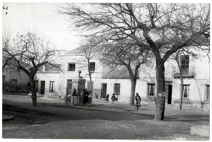 Mascaraque. Plaza del Generalísimo. 1959 (P-2687)