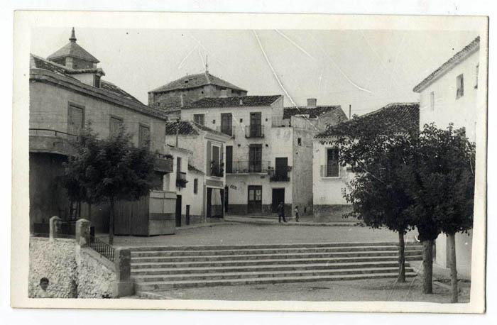 Noblejas. Plaza del Generalísimo. 1959 (P-595)