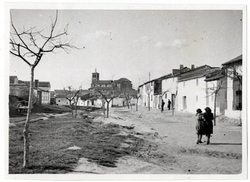 Novés. Iglesia desde la calle Cristo. 1959 (P-602)