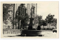 Orgaz. Fuente en la plaza del Generalísimo. 1960 (P-680)