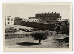 Oropesa. Restos muralla norte y palacio. 1960 (P-711)