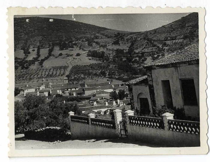 Robledo del Mazo. Vista desde de las escuelas. 1960 (P-791)