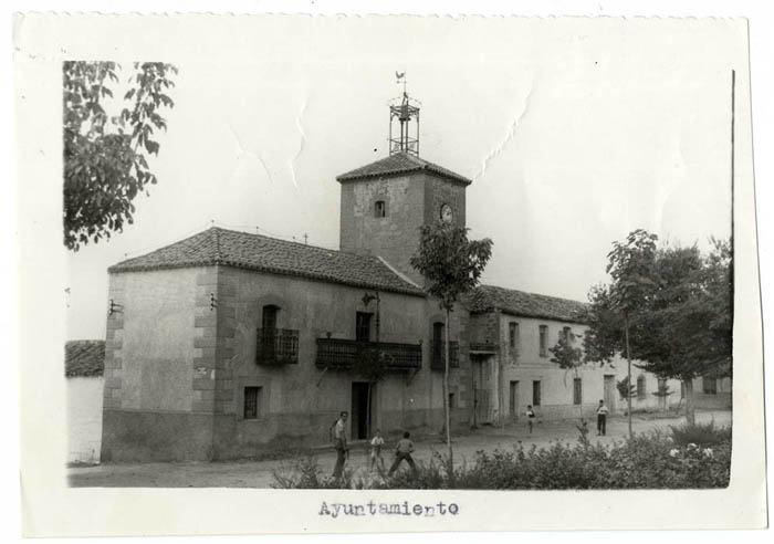 San Martín de Montalbán. Casa Ayuntamiento. 1960 (P-793)