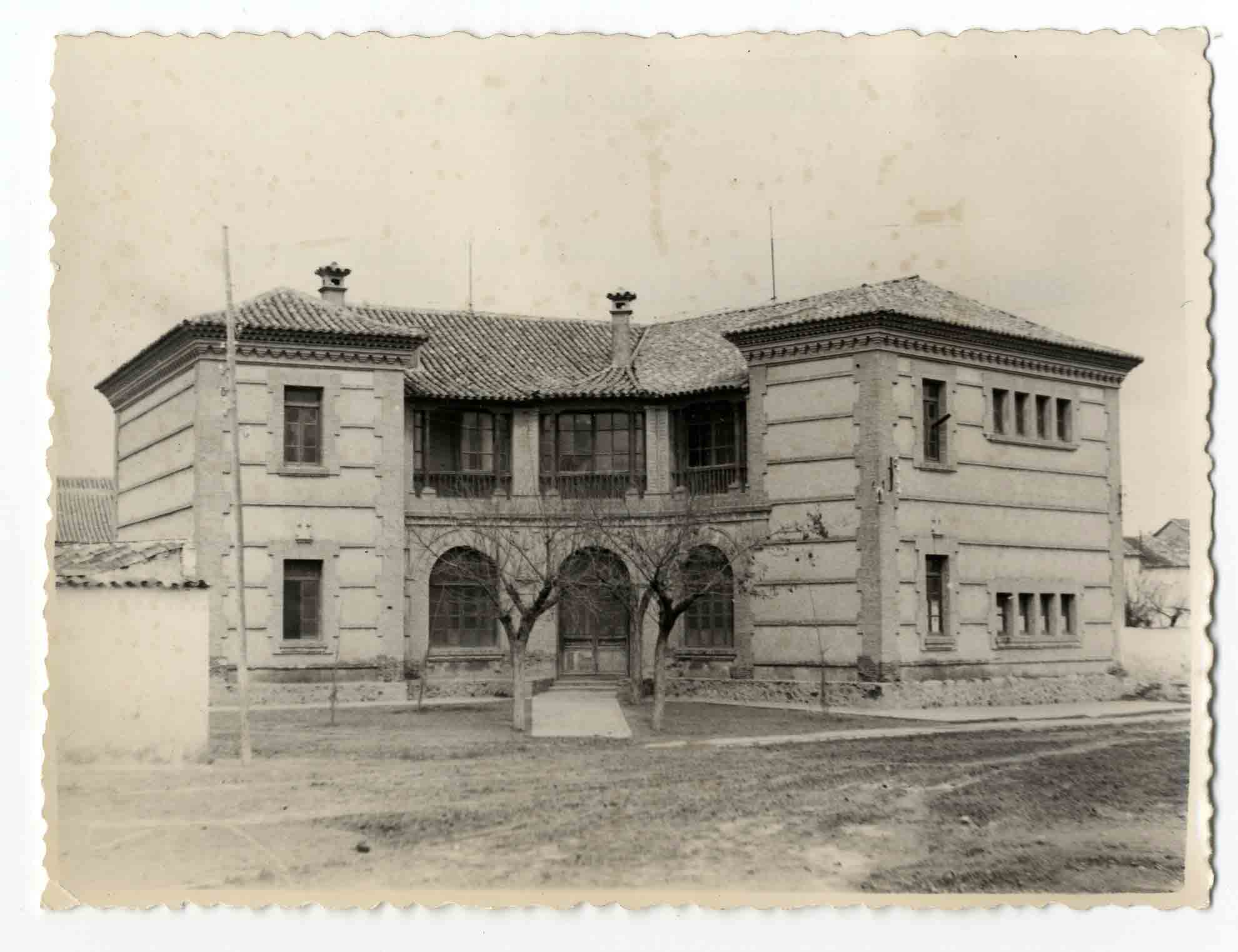 Villaluenga de la Sagra. Escuelas. 1960 (P-1482)