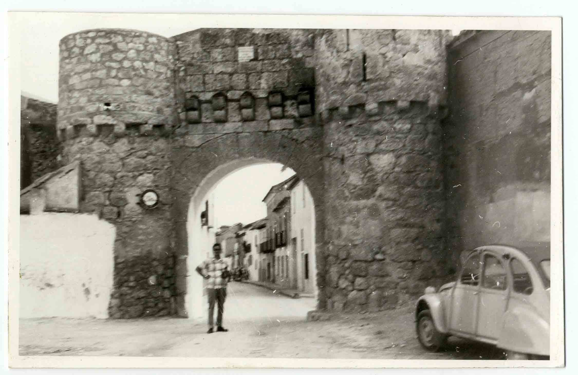 Yepes. Puerta de Toledo. 1970 (P-906