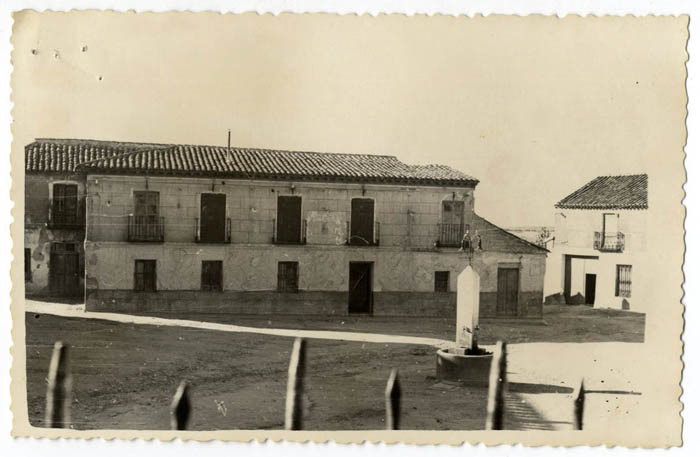 Portillo de Toledo. Casa Ayuntamiento. 1960 (P-746)
