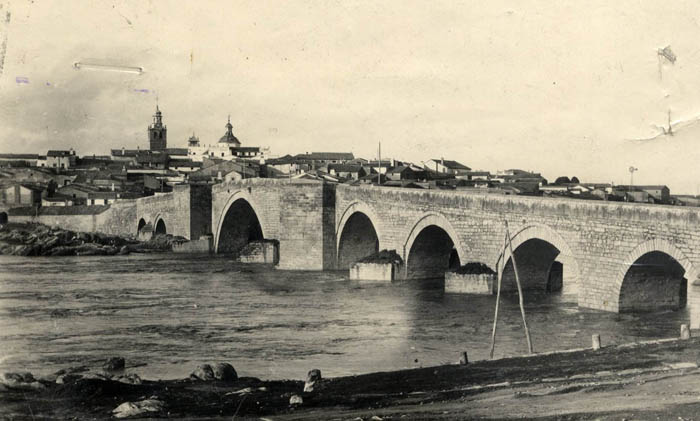 El Puente del Arzobispo. Vista parcial. 1960 (P-241)