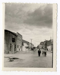 Valmojado. Calle Héroes del Alcázar. 1960 (P-1447)    