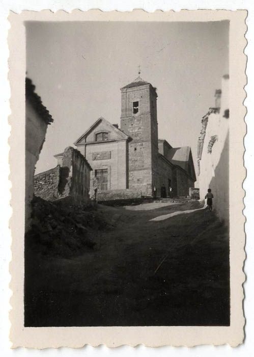 Camuñas. Iglesia parroquial de la Asunción. 1958 (P-90)