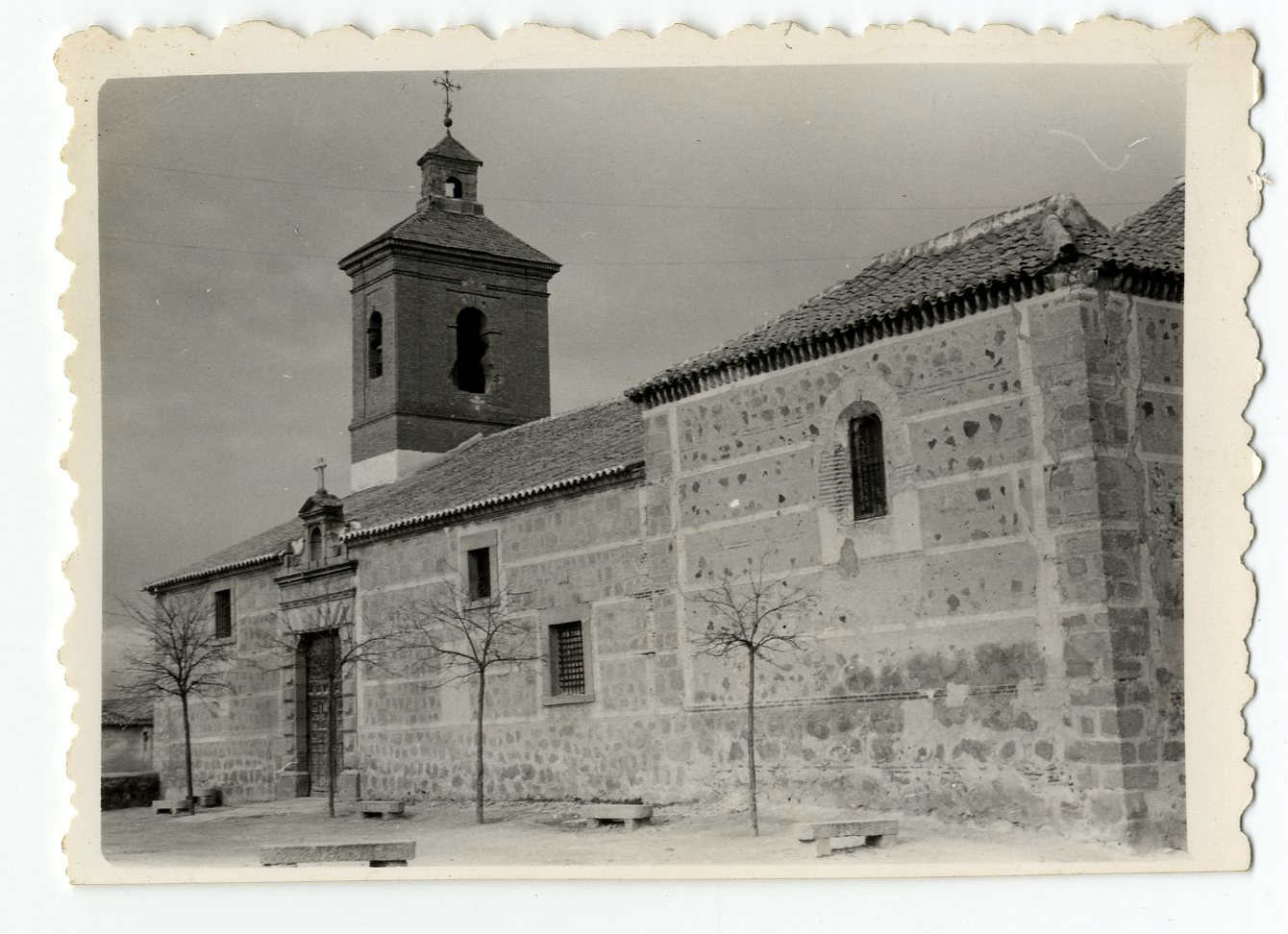 Mazarambroz. Iglesia parroquial de la Asunción.1959 (P-2690)