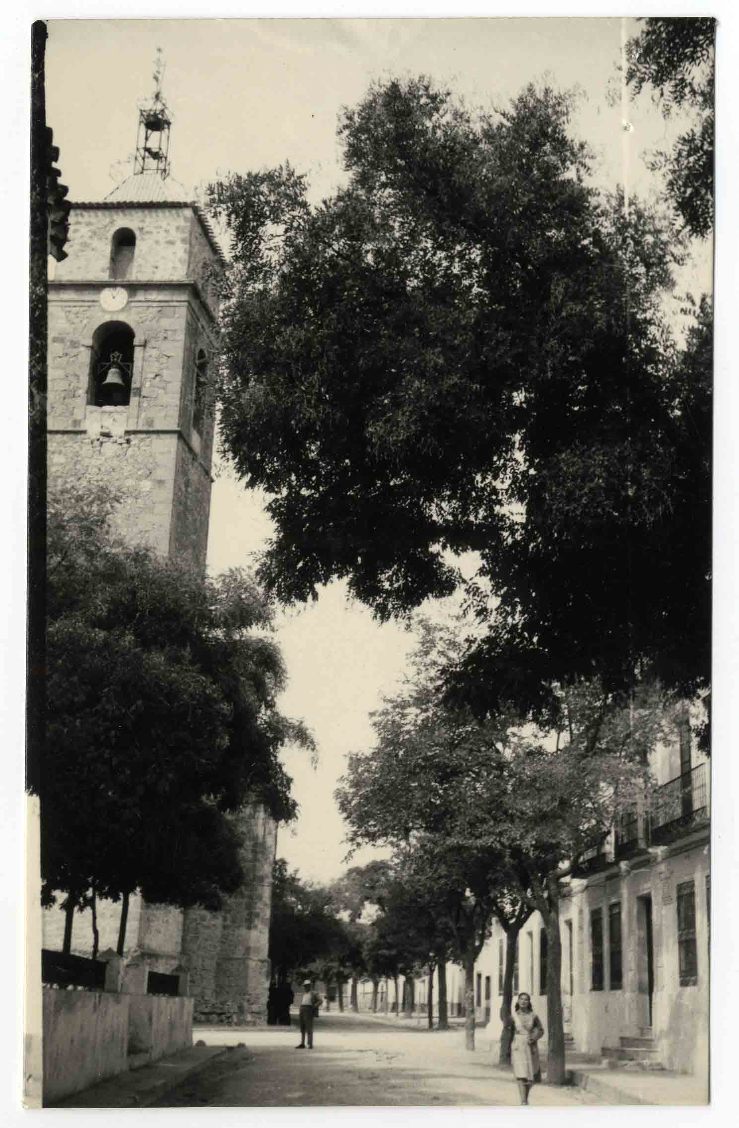 Villanueva de Alcardete. Avenida Mártires. 1960 (P-1485)