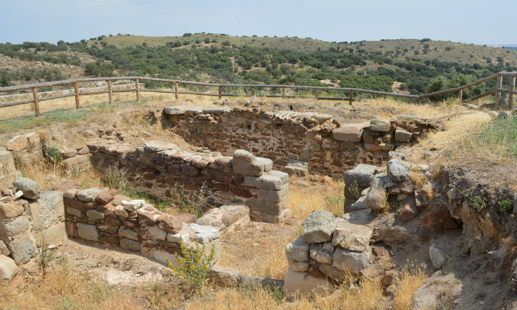 E. RUINAS DEL POBLADO