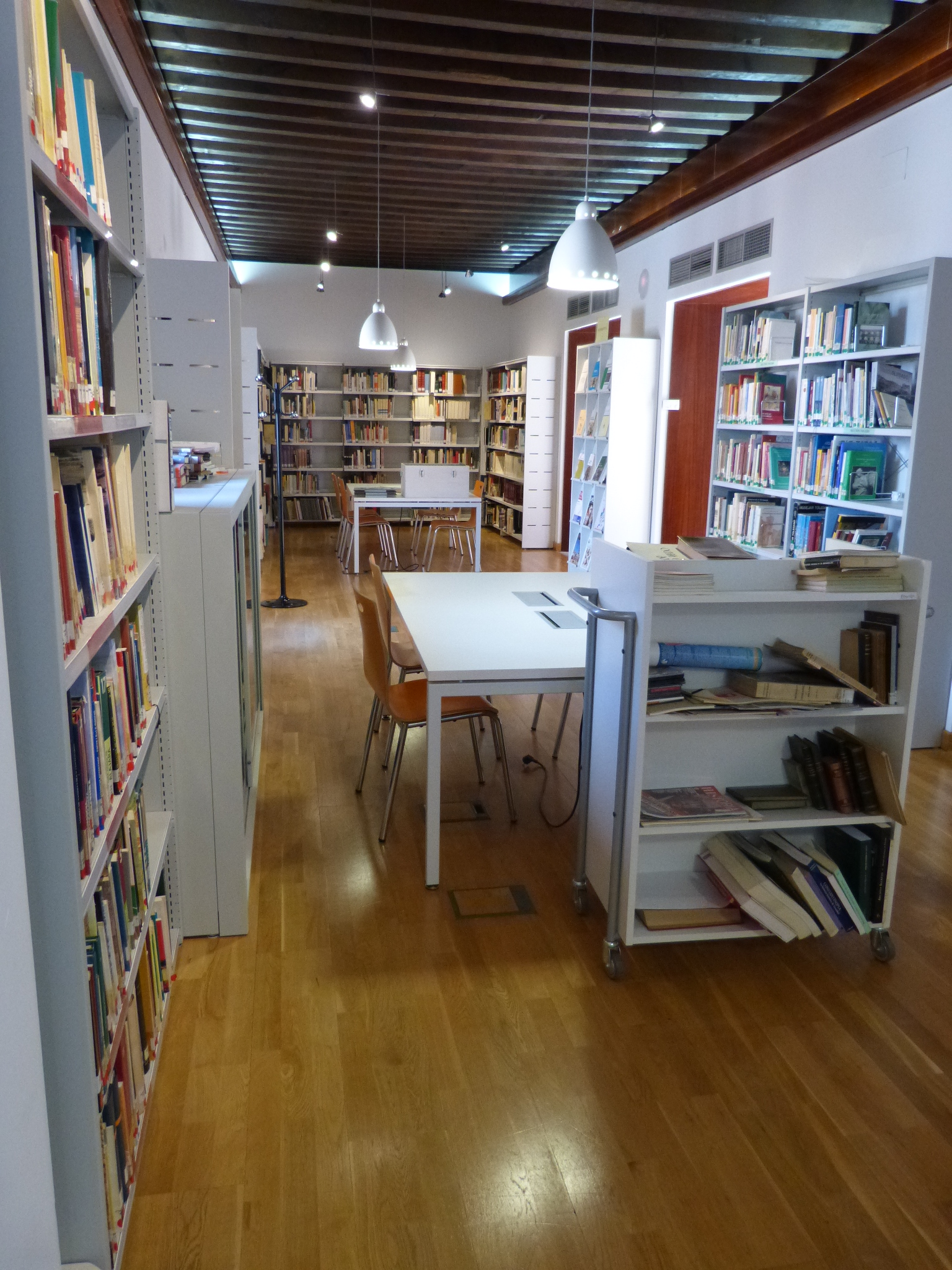 F - Biblioteca - 3