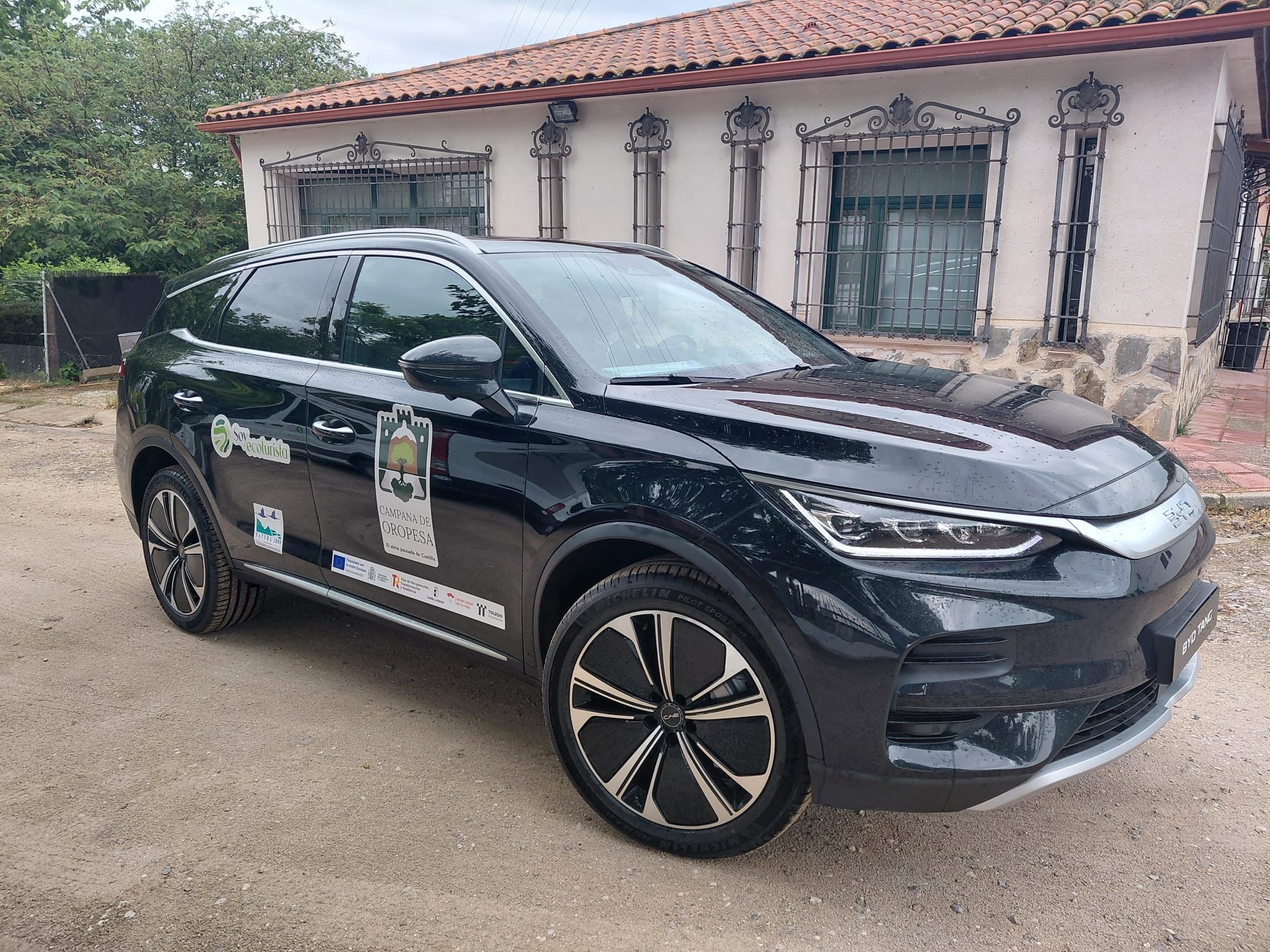 Vehículo eléctrico desarrollo rutas interpretativas