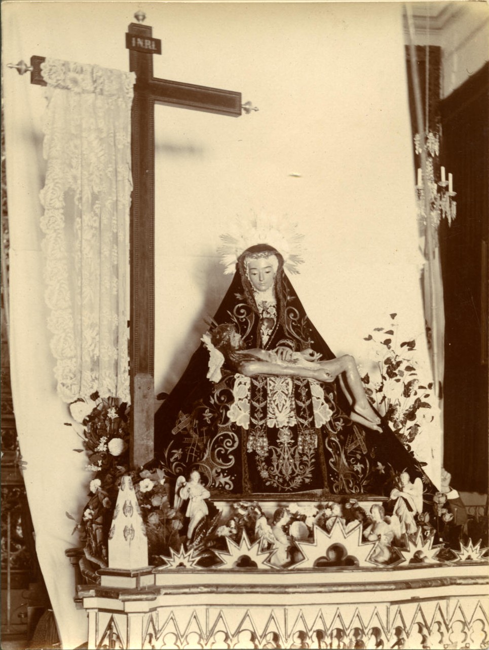m.-Imagen de la Virgen de Santa Justa llamada La Dolorosa