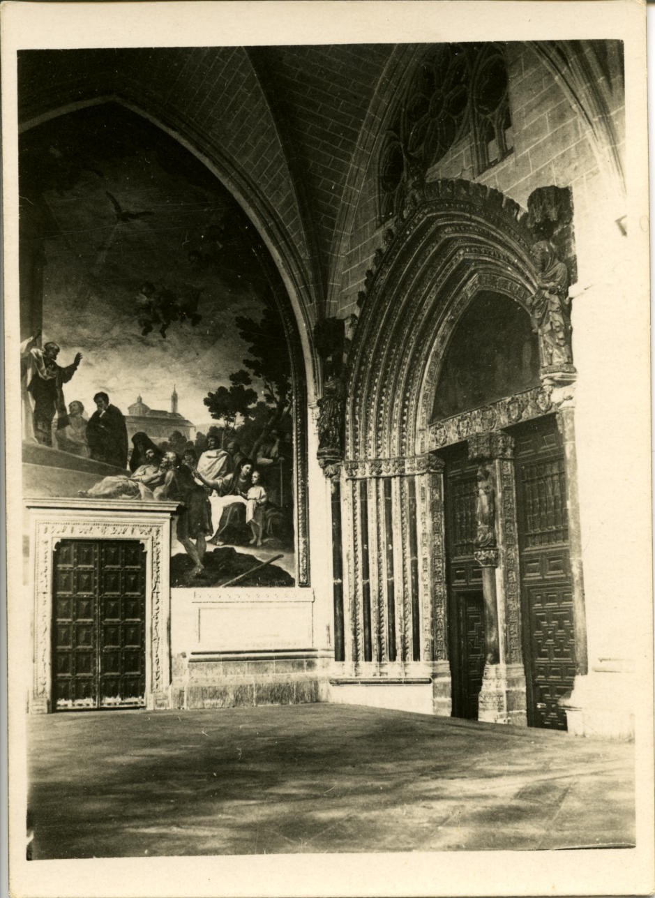 r.-Claustro de la Catedral de Toledo
