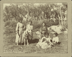 f.-Niños en el Soto del Tajo