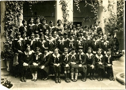 y.-Antonia Román en el Colegio de la Inmaculada Concepción 