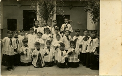 x.-Su hijo Pedro en el Colegio de la Inmaculada Concepción