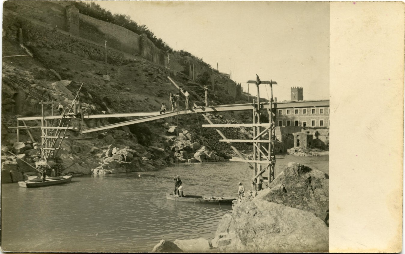 zj.-Pasarela del nuevo Puente de Alcántara