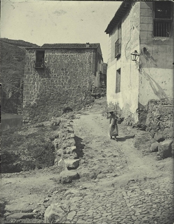 g.-Torreón del Hierro junto al río Tajo