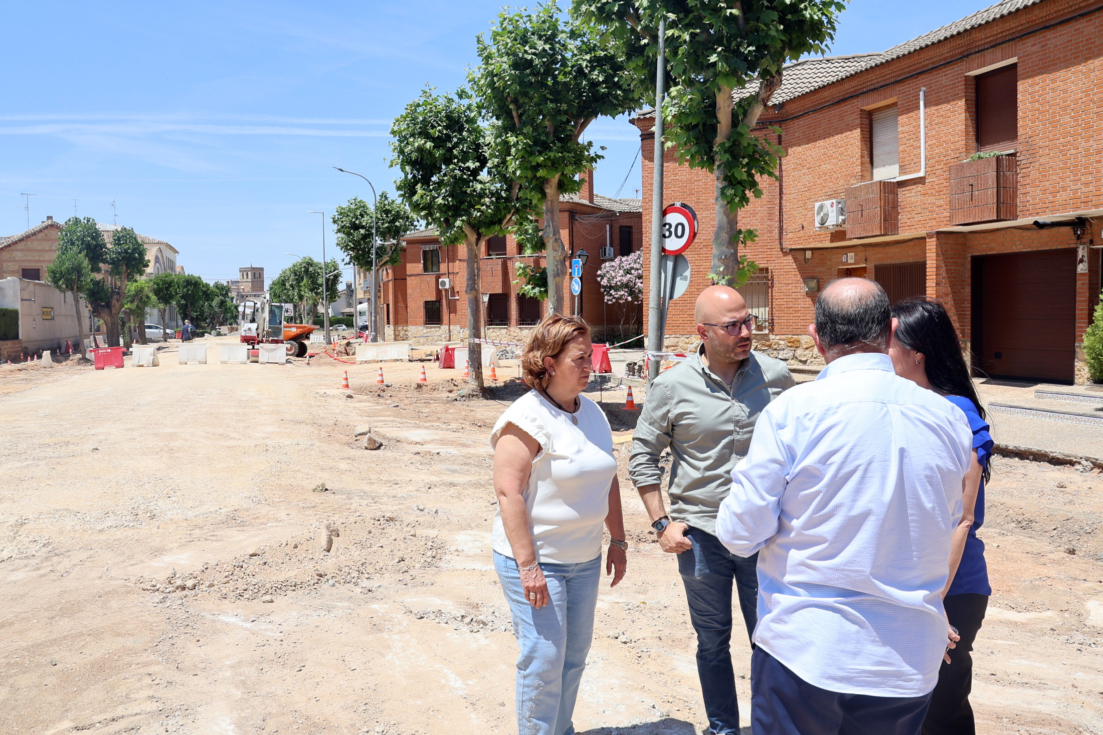 La presidenta supervisa las obras en Quintanar de la Orden