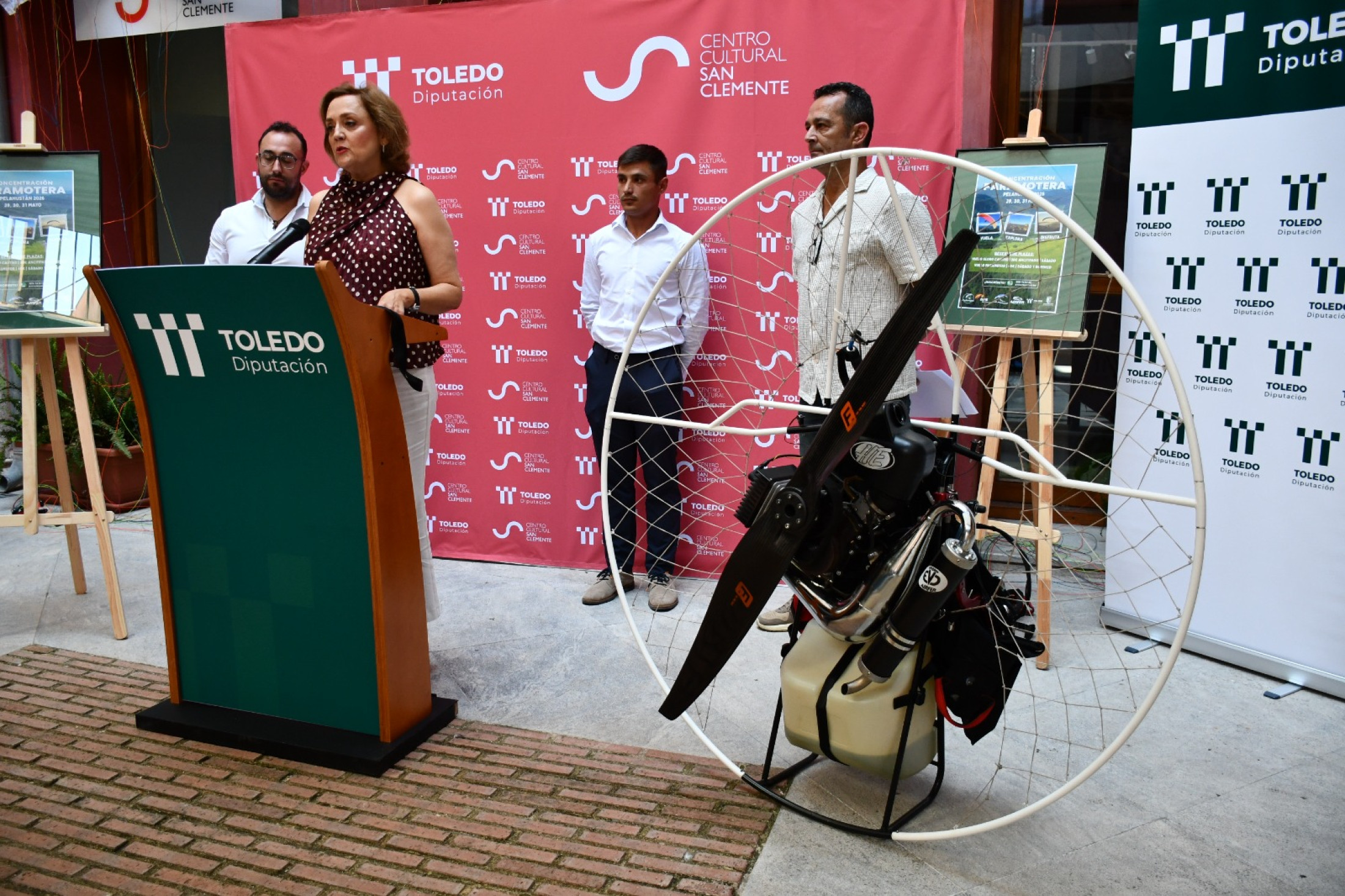 Presentación I Concentración Paramotera de Pelahustán