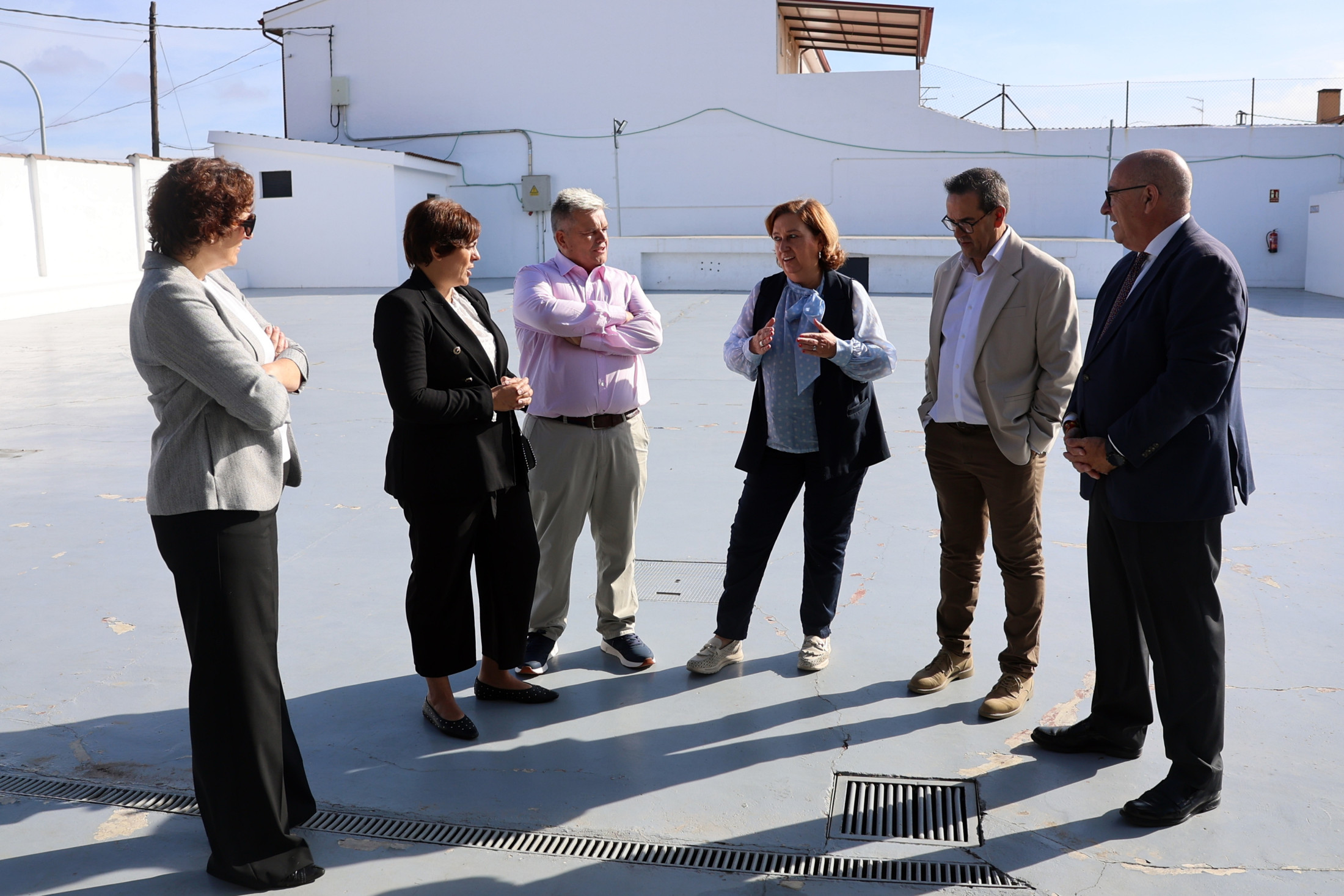 Visitando las obras en Santa Cruz del Retamar