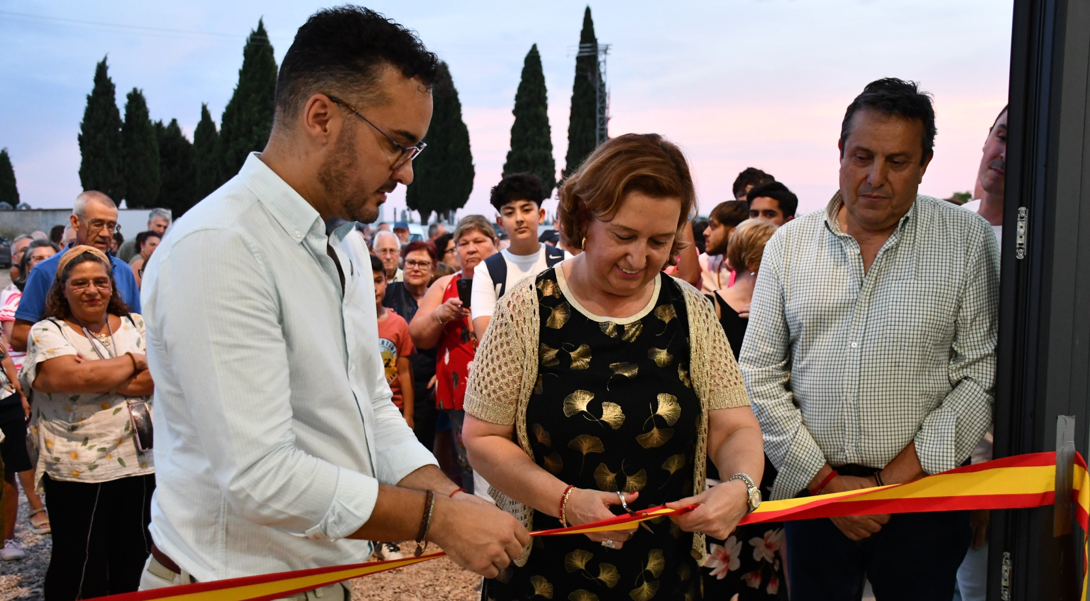 19062026 Cedillo inaugura la nueva piscina de Cazalegas