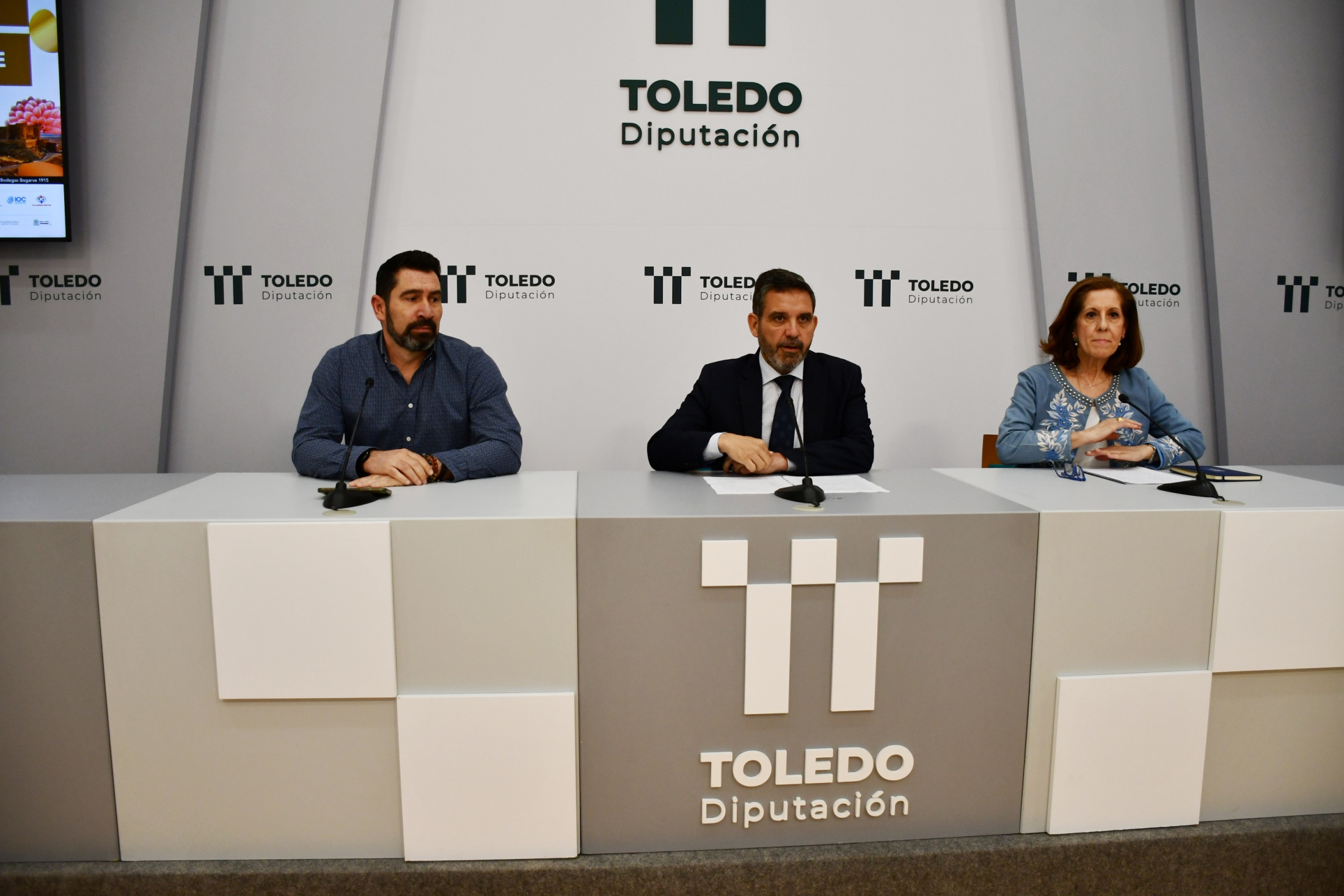 Presentación de Atardeceres con Alma