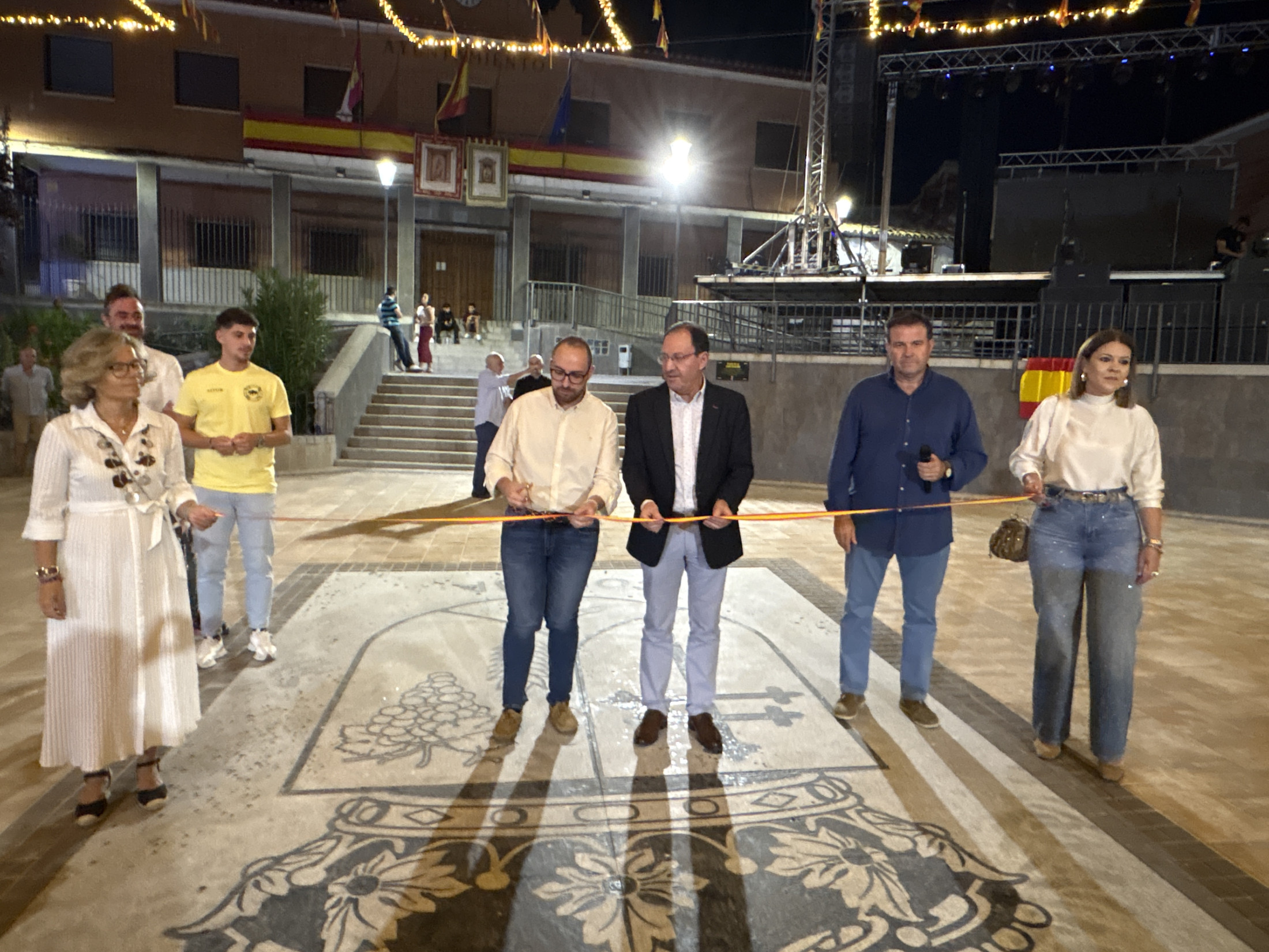 12092026 Guerrero y alcalde de Cobeja inauguran remodelación plaza 2