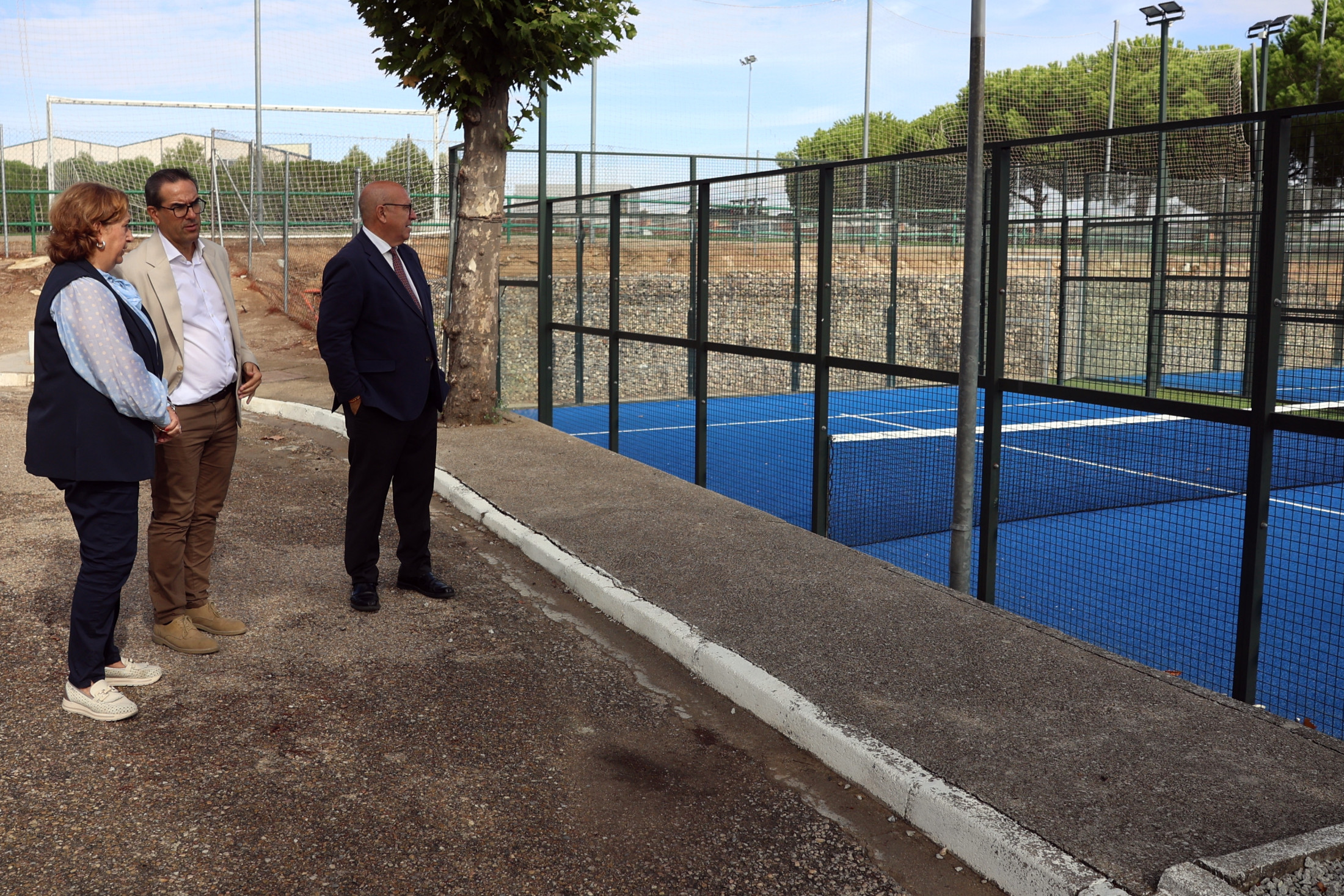 Visitando las obras en Santa Cruz del Retamar
