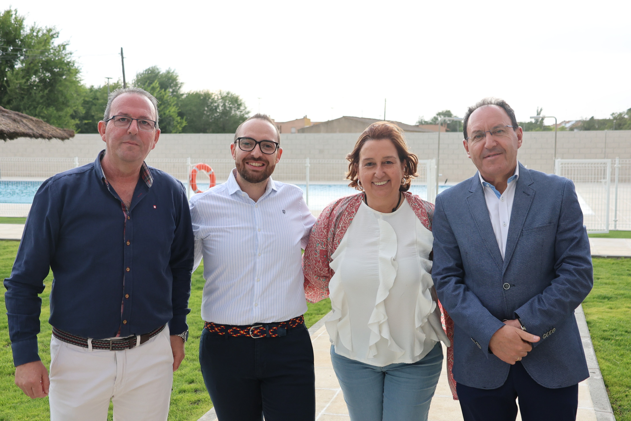 La presidenta Cedillo inaugura la nueva piscina municipal de Cobeja