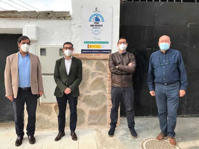 Imagen de Fernando Muñoz y Víctor Botica con el concejal de Obras y Servicios y el coordinador del Recual
